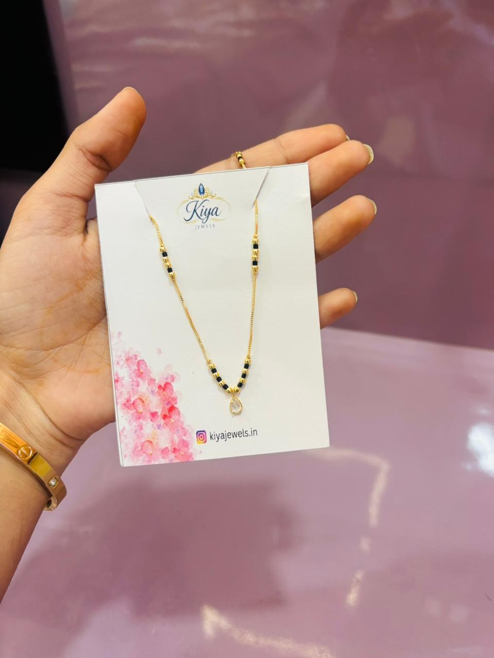 Drop charm mangalsutra